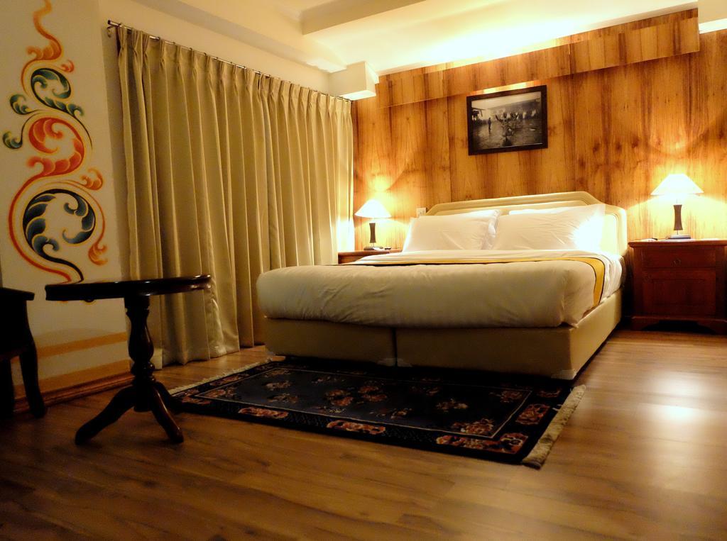 Hotel Norbuling Thimphu Quarto foto